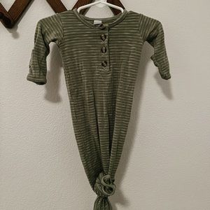 Lou Lou & Co Newborn Knotted Gown